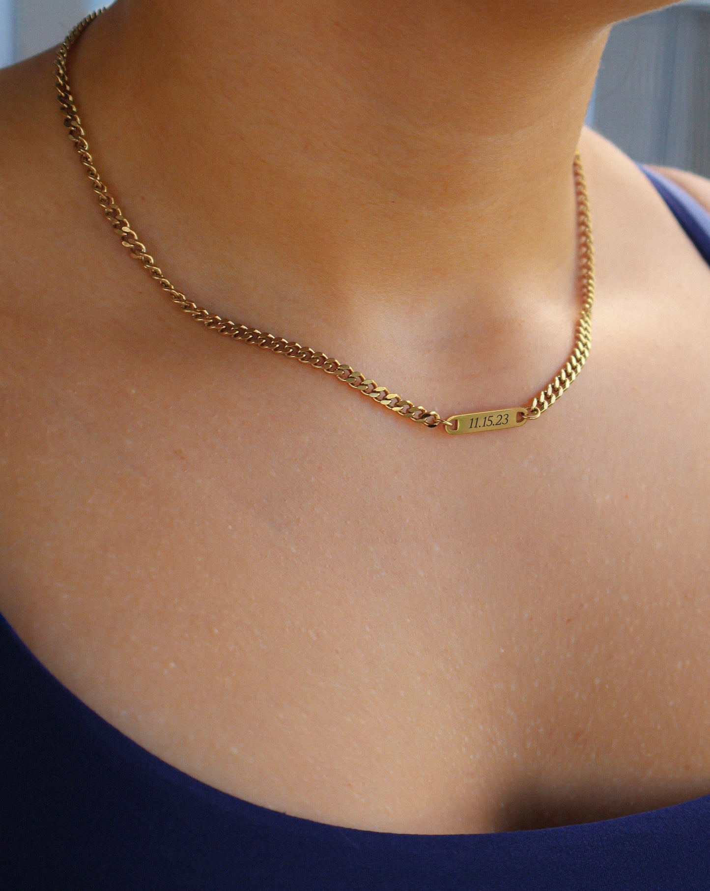 One Bar Necklace